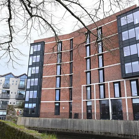 Yugo Lee Point Appartement Cork